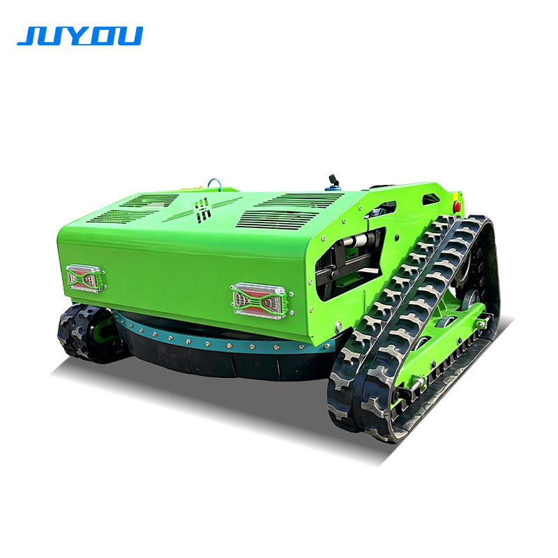 800 Tracked lawn mower