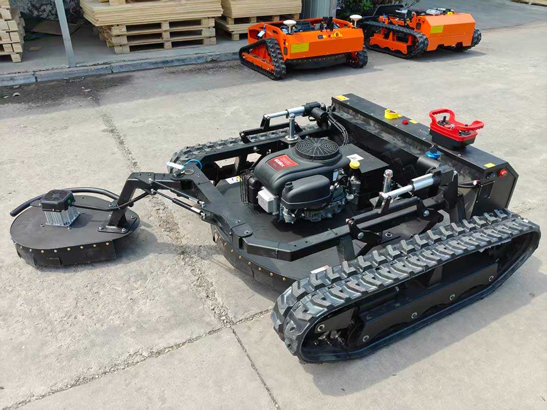 Remote Controlled Lawn Mower: Safer Mowing on Slopes and Difficult Terrain